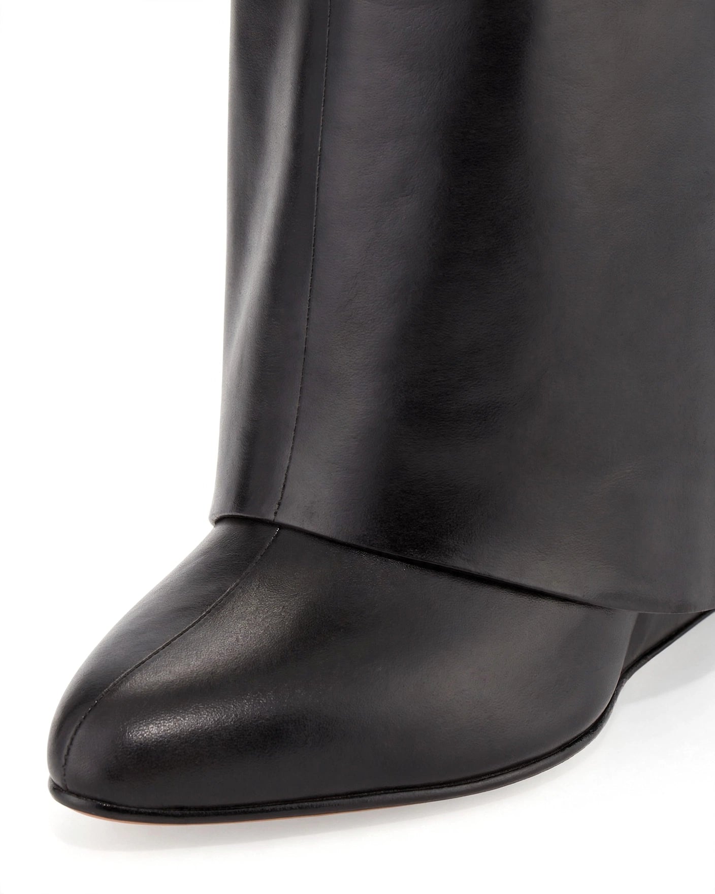 The Light Black Vermoria Boots