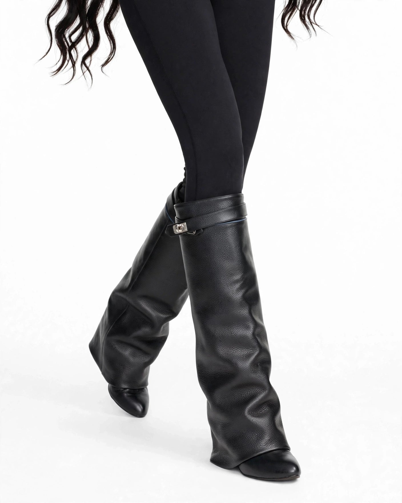 The Black Vermoria Boots