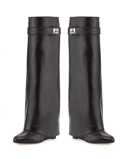 The Light Black Vermoria Boots